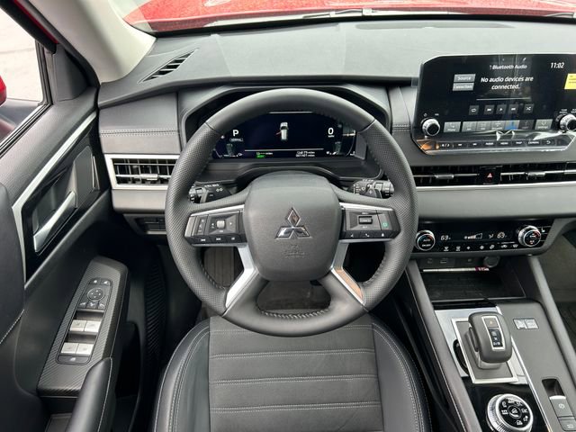 Used 2025 Mitsubishi Outlander SE AWD/4WD image 31