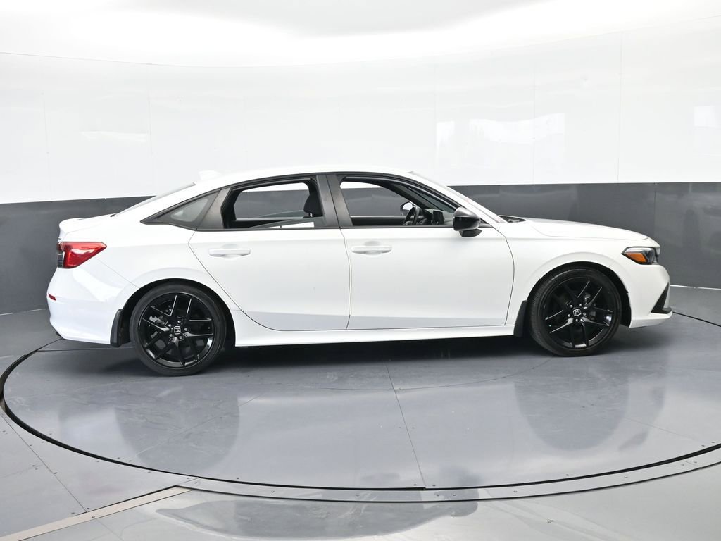 Used 2023 Honda Civic Sport image 7