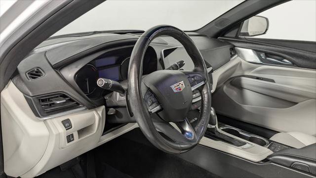 Used 2020 Cadillac CT4 Luxury w/ Sun And Sound Package image 24