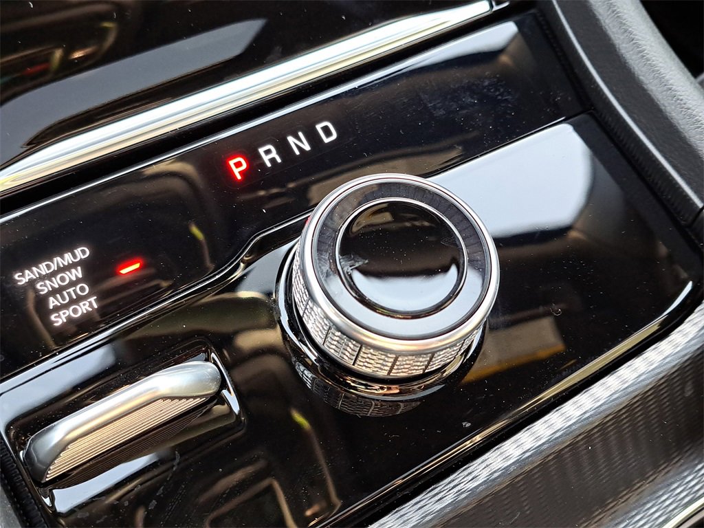 New 2026 Jeep Grand Cherokee Laredo image 22