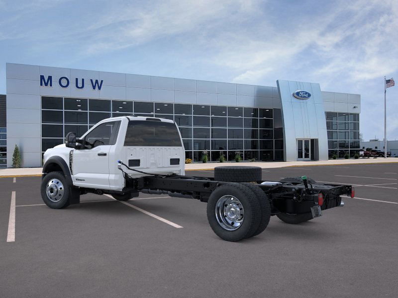 New 2025 Ford F550 4x4 Regular Cab Super Duty w/ XLT Value Package image 4