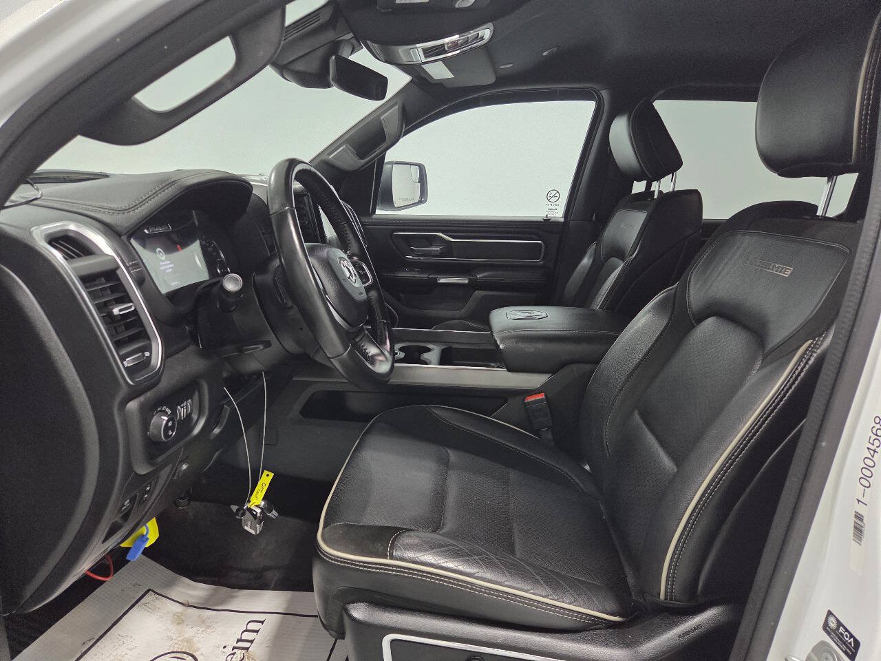 Used 2023 RAM 1500 Laramie AWD/4WD image 12