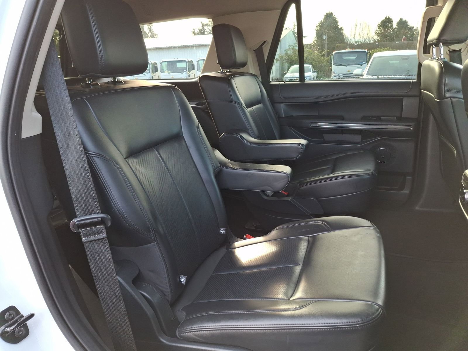 Used 2024 Ford Expedition XLT image 22