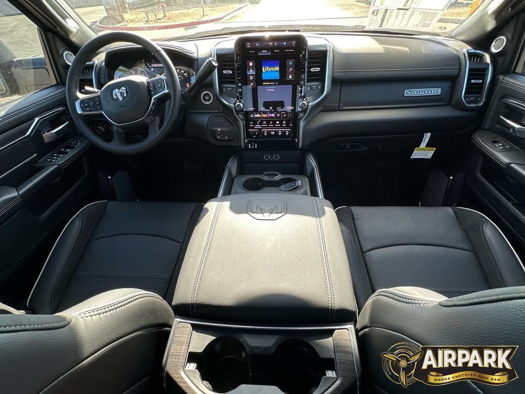 New 2025 RAM 2500 Laramie AWD/4WD image 14