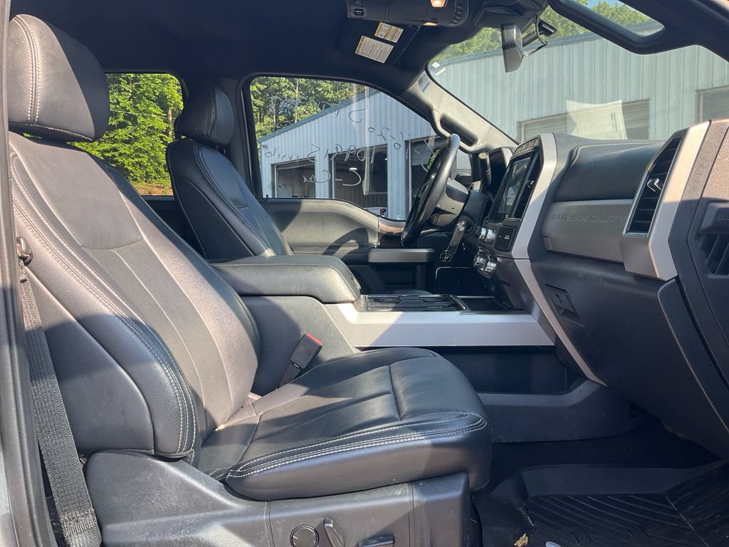 Used 2022 Ford F350 Lariat w/ Lariat Value Package AWD/4WD image 12