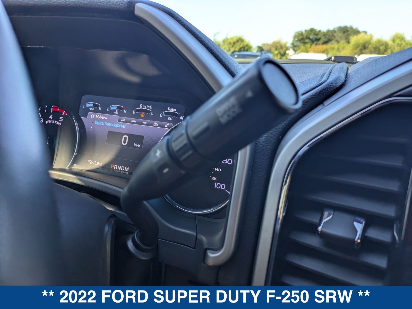 Certified 2022 Ford F250 Lariat w/ Tremor Off-Road Package AWD/4WD image 34