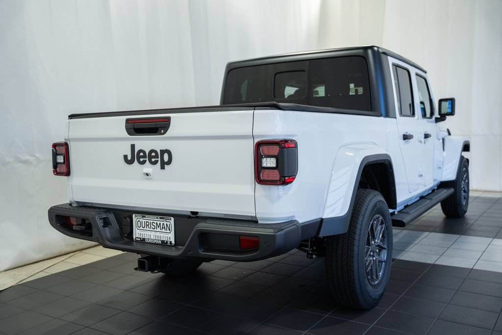 New 2026 Jeep Gladiator Sport AWD/4WD image 4