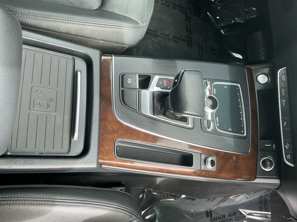 Used 2019 Audi Q5 2.0T Premium Plus w/ Premium Plus Package image 18