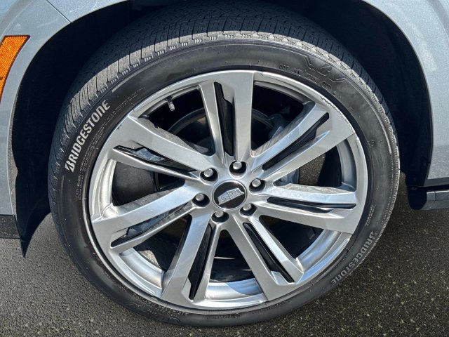 Certified 2025 Cadillac Escalade ESV Sport Platinum AWD/4WD image 10