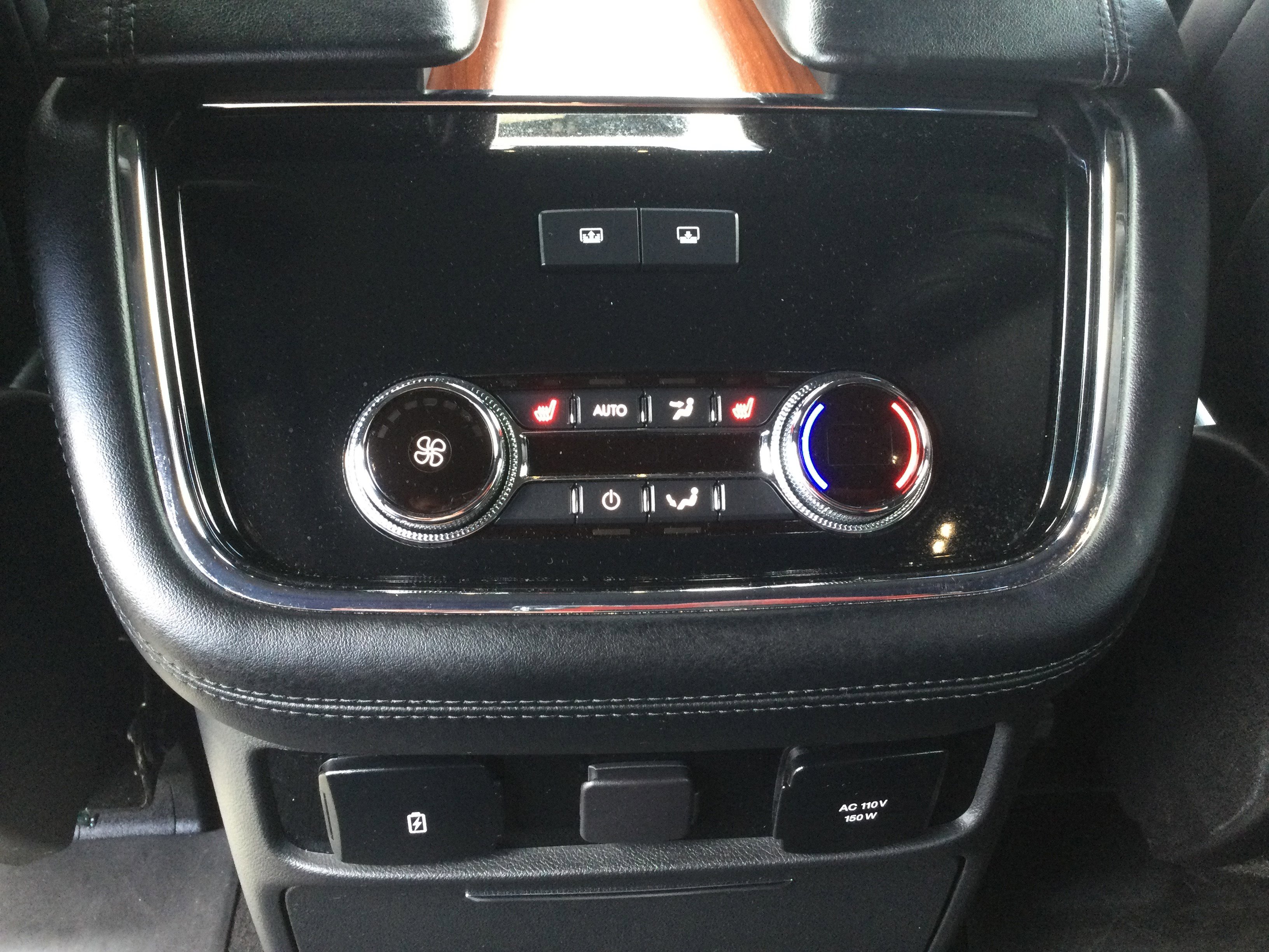 Used 2019 Lincoln Navigator Reserve AWD/4WD image 14