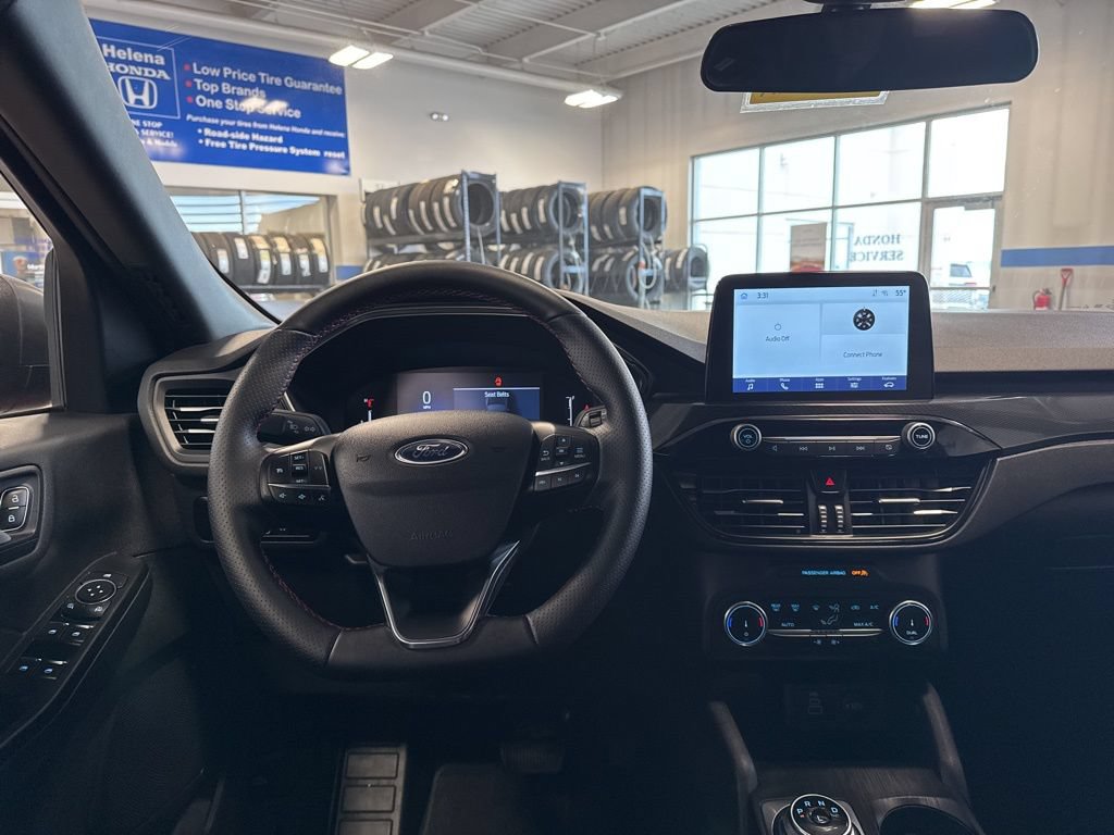 Used 2025 Ford Escape ST-Line AWD/4WD image 10