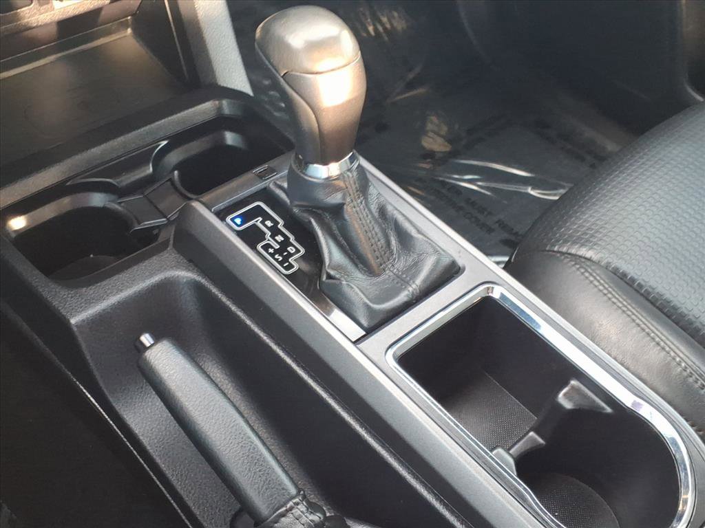 Certified 2019 Toyota Tacoma TRD Off-Road image 23