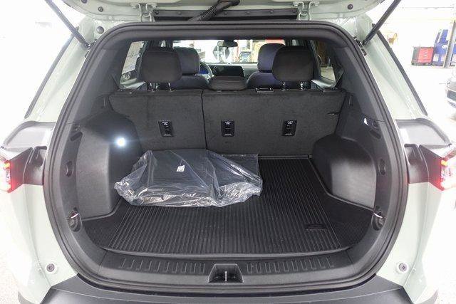 New 2026 Chevrolet Equinox LT w/ LPO, Floor Liner Package image 20