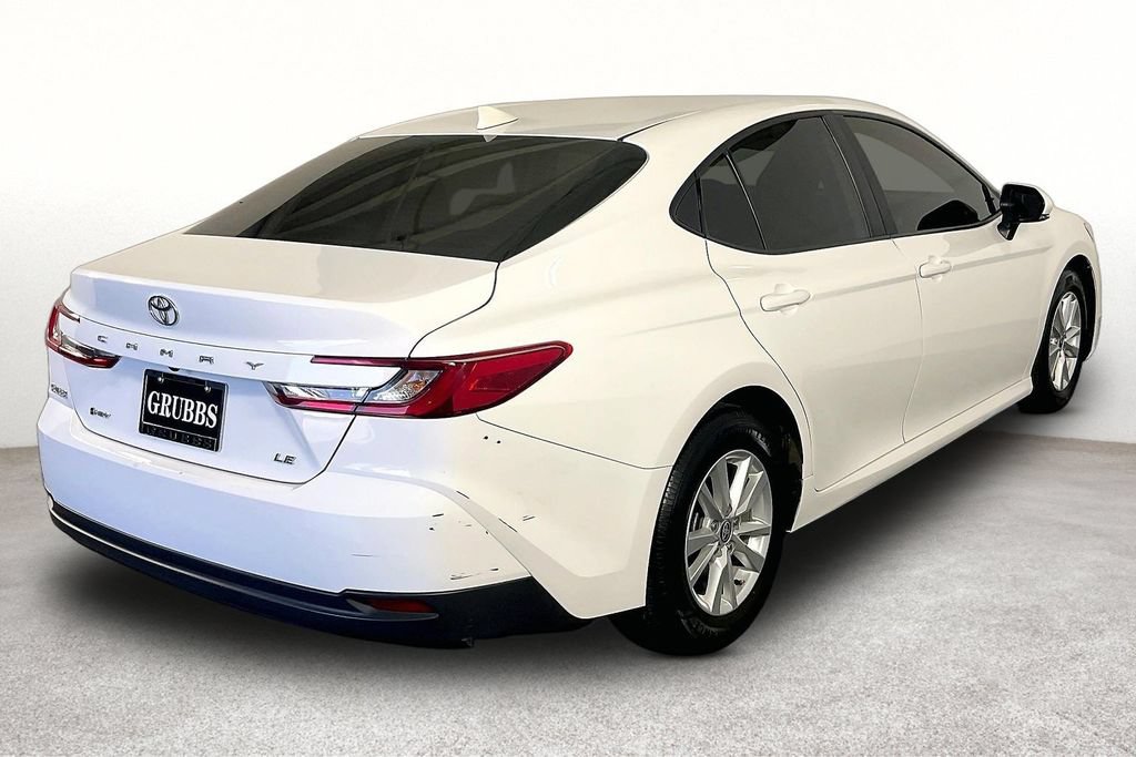 Used 2025 Toyota Camry LE FWD image 2