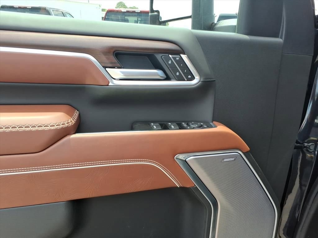 New 2026 GMC Sierra 2500 Denali Ultimate w/ Max Trailering Package AWD/4WD image 14