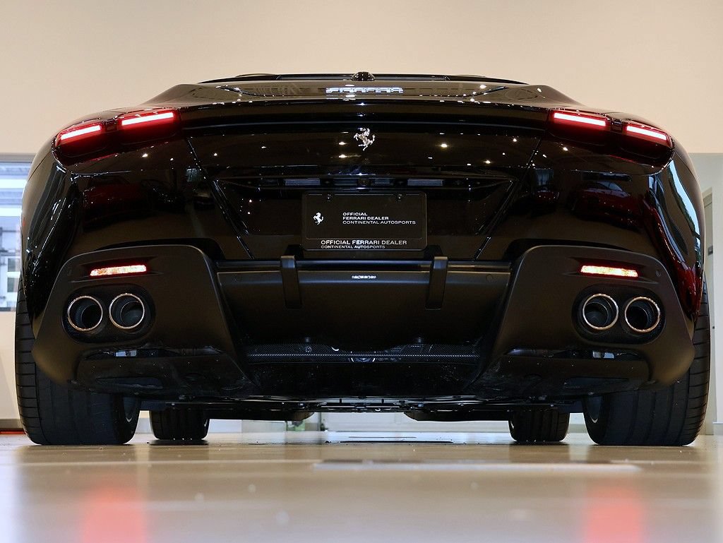 Certified 2025 Ferrari Roma Spider RWD image 75