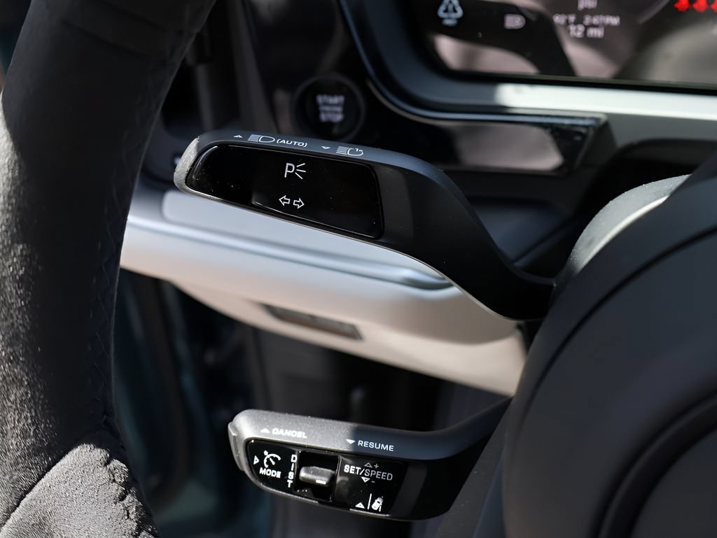 New 2026 Porsche Cayenne GTS AWD/4WD image 35