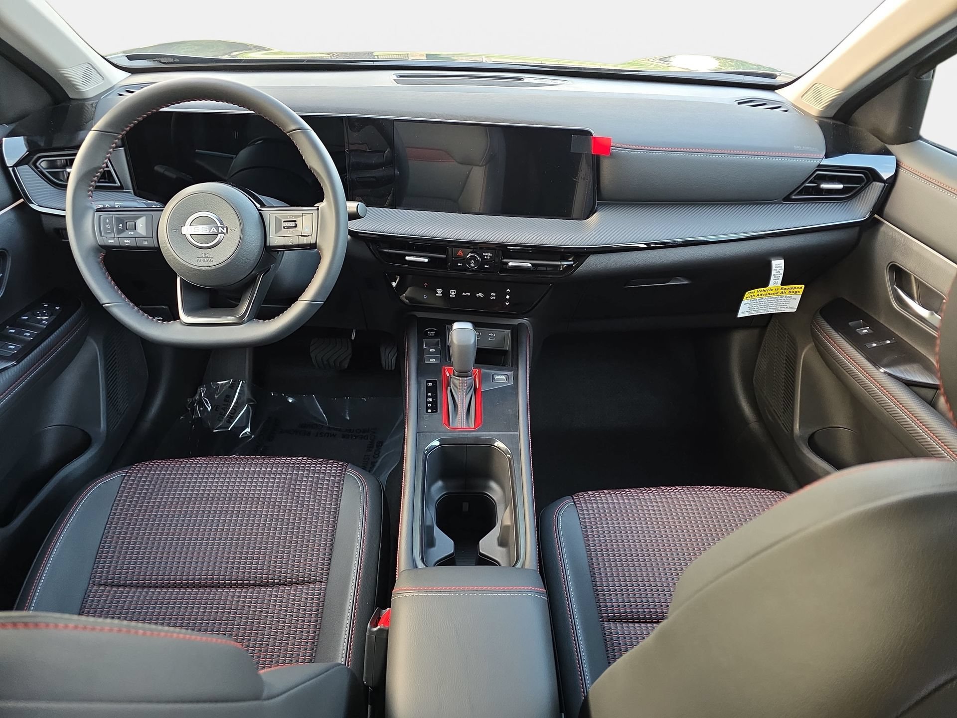 New 2026 Nissan Kicks SR FWD image 9
