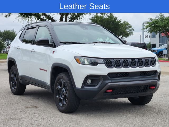 Used 2024 Jeep Compass Trailhawk video 2