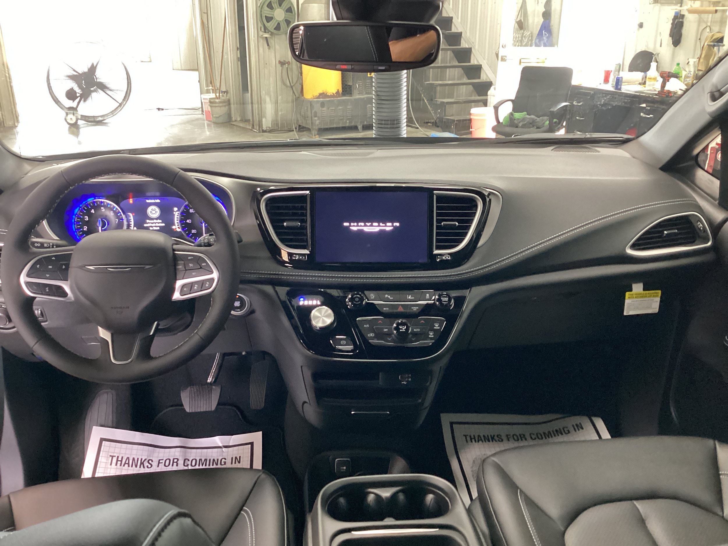 New 2027 Chrysler Pacifica Select w/ Family Tech Group AWD/4WD image 18