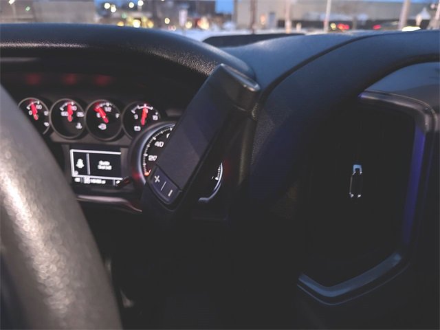 Used 2022 Chevrolet Silverado 1500 Custom Trail Boss w/ LPO, Dark Essentials Package image 15