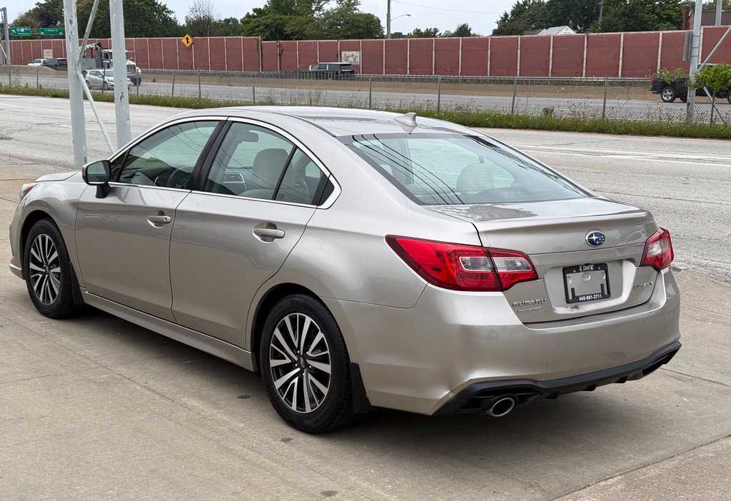 Used 2018 Subaru Legacy 2.5i Premium AWD/4WD image 10