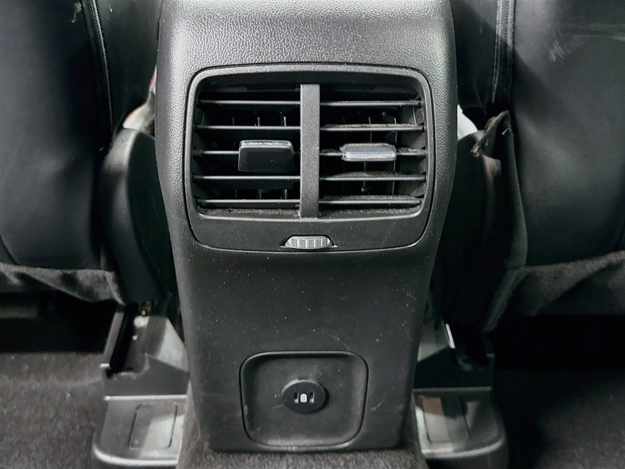 Used 2025 Ford Escape ST-Line FWD image 27