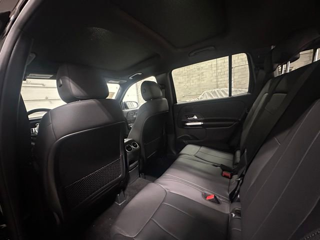 Used 2026 Mercedes-Benz GLB 250 4MATIC image 12