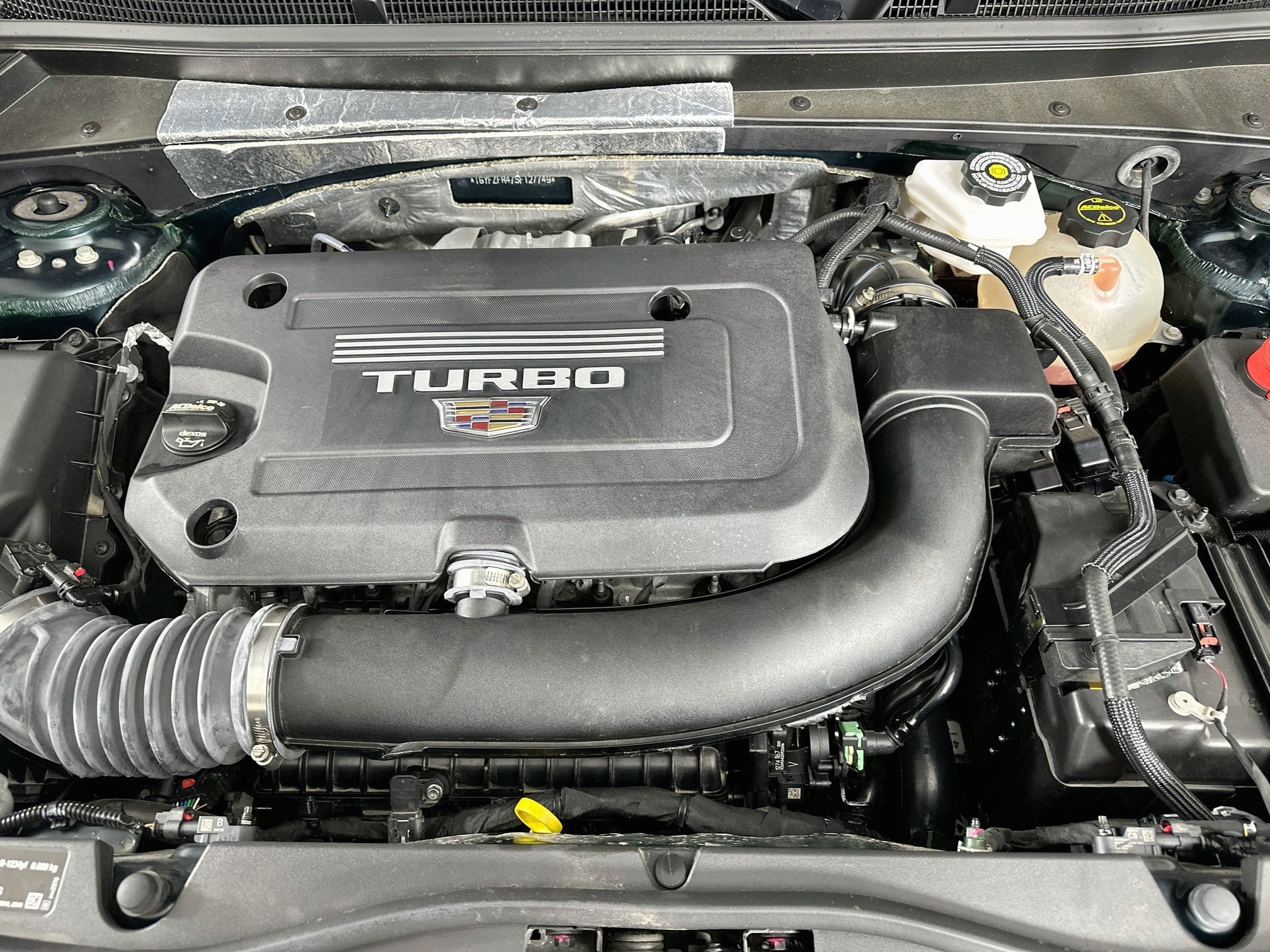 Used 2025 Cadillac XT4 Sport AWD/4WD image 36