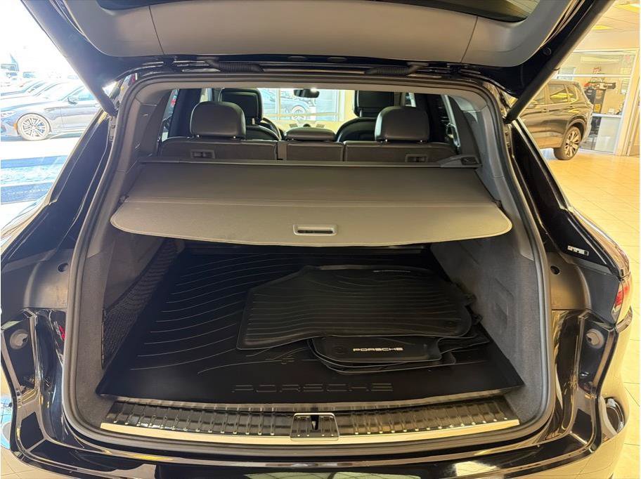 Used 2021 Porsche Cayenne E-Hybrid AWD/4WD image 45