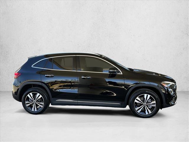 Used 2025 Mercedes-Benz GLA 250 image 4