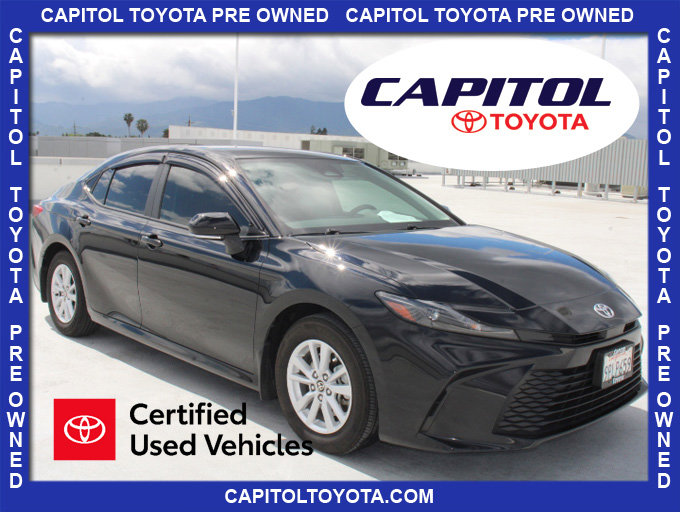 Certified 2025 Toyota Camry LE image 1
