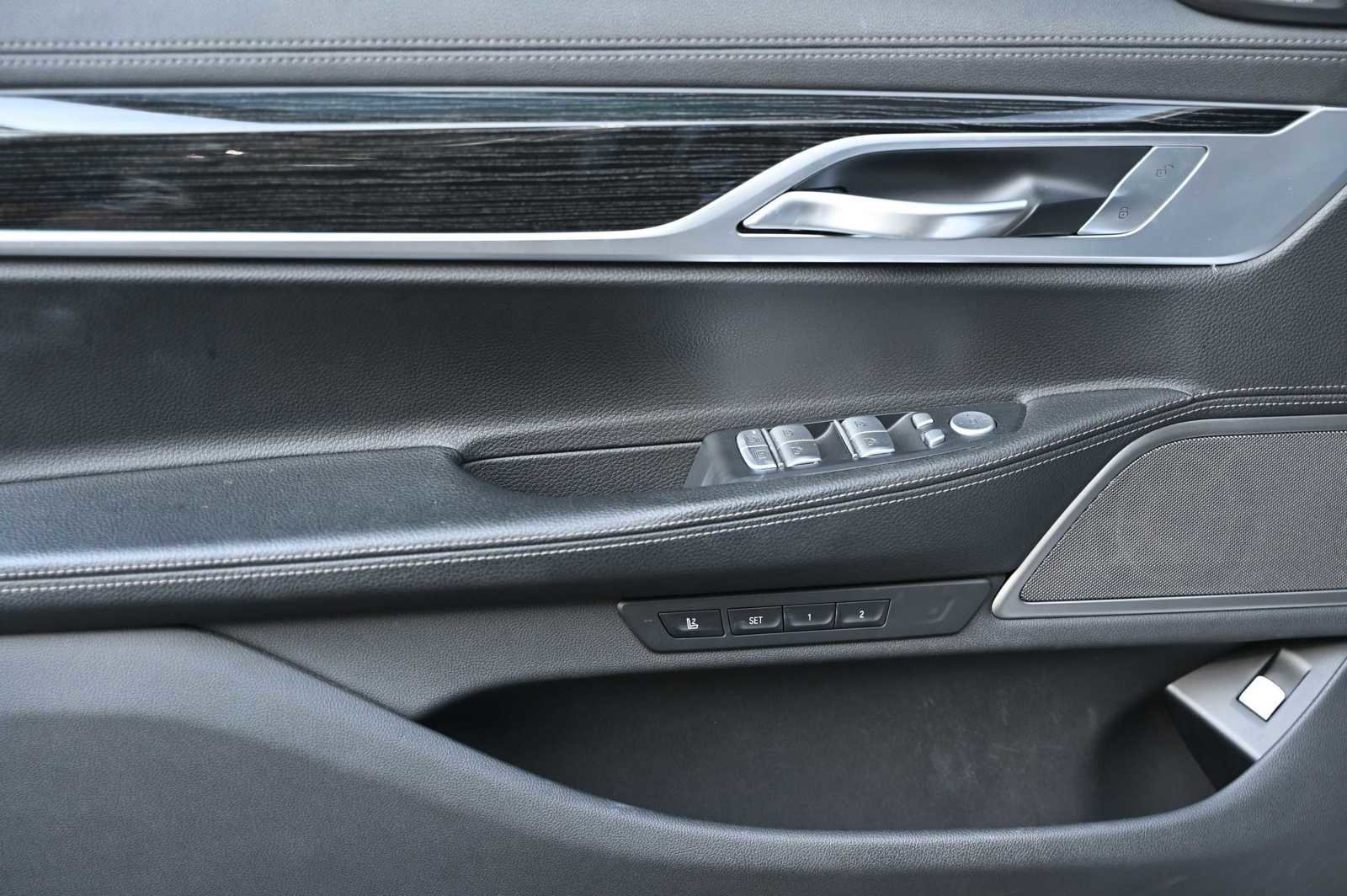 Used 2019 BMW 740i w/ M Sport Package image 16