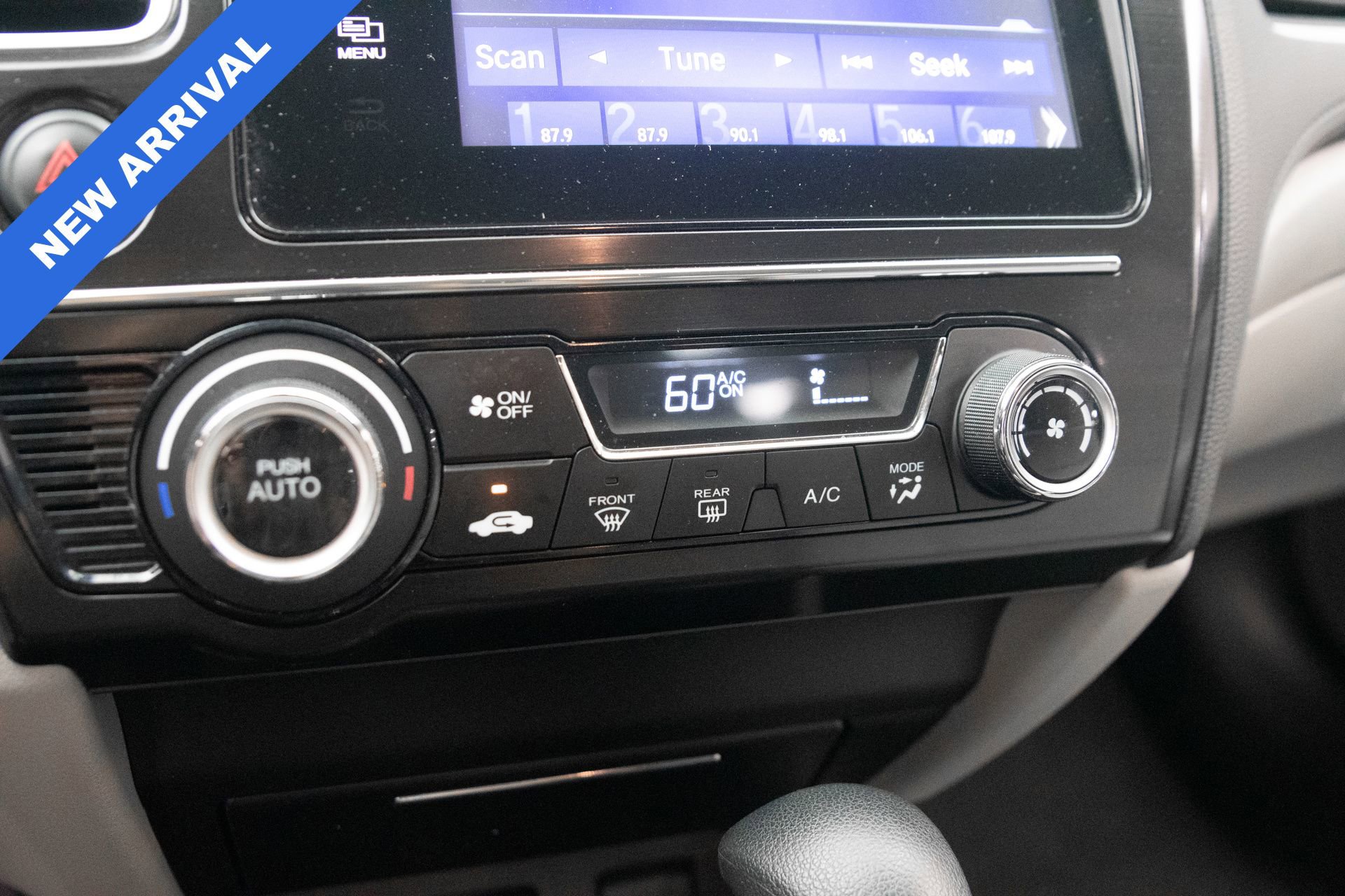 Used 2015 Honda Civic Hybrid Sedan image 15