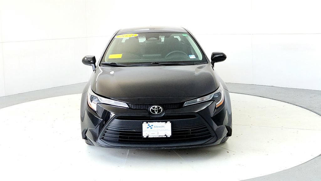 Certified 2024 Toyota Corolla LE FWD image 8