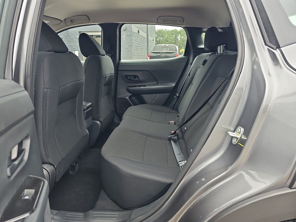 New 2027 Nissan Kicks S FWD image 17