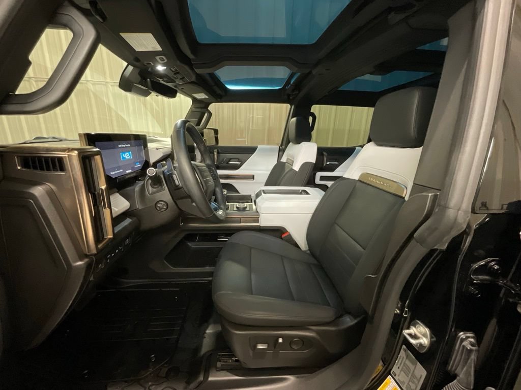 Used 2024 GMC Hummer EV 2X w/ Extreme Off-Road Package AWD/4WD image 8