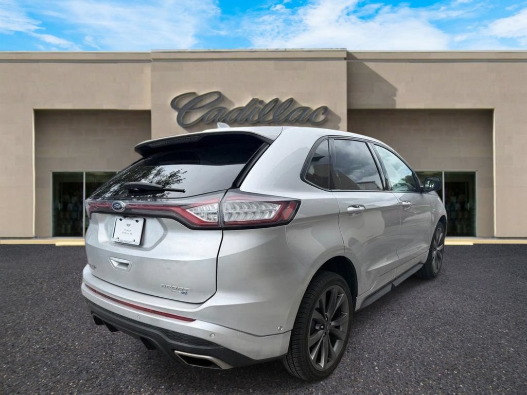 Used 2018 Ford Edge Sport w/ Equipment Group 401A AWD/4WD image 3