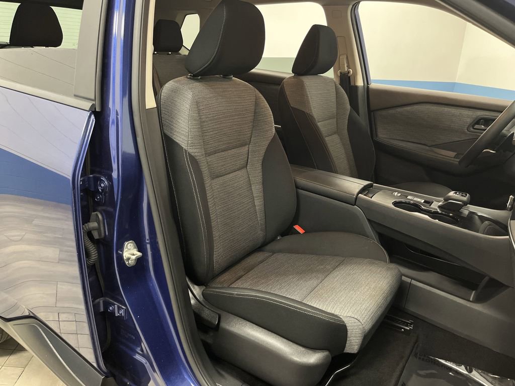 Used 2021 Nissan Rogue S image 28