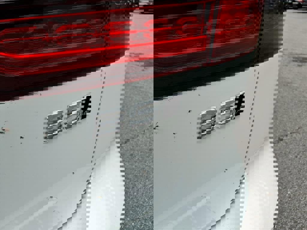 New 2026 Volvo V60 B5 Cross Country Plus w/ Protection Package Premier image 5