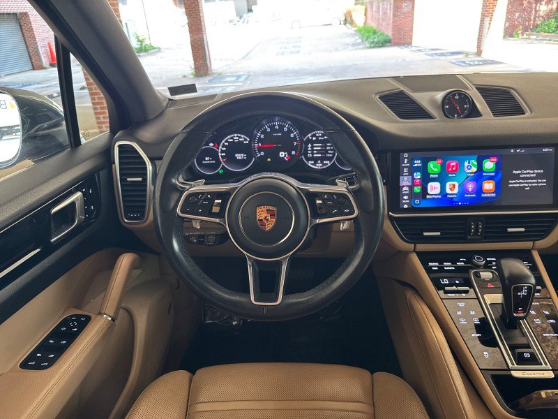 Used 2019 Porsche Cayenne AWD/4WD image 18