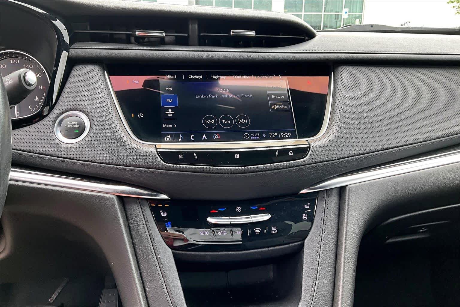 Used 2021 Cadillac XT5 Premium Luxury w/ LPO, Floor Liner Package FWD image 32