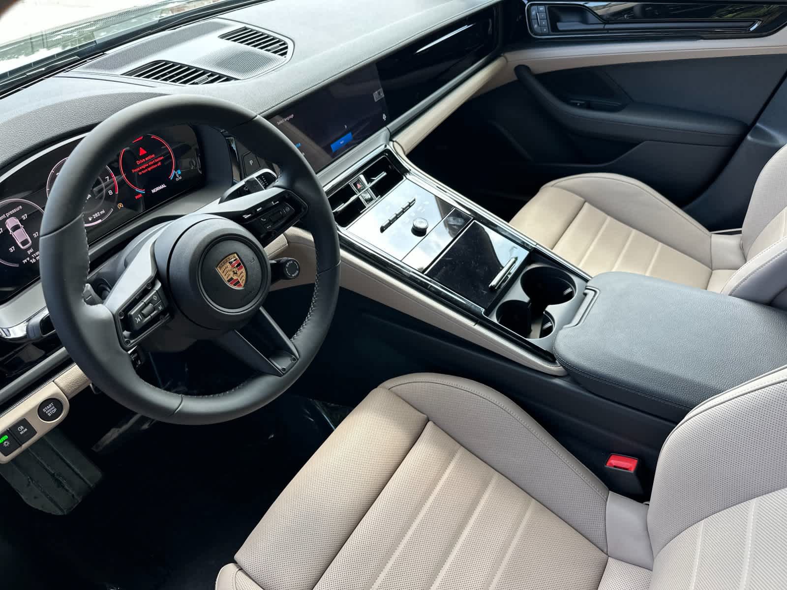 New 2026 Porsche Panamera RWD image 4