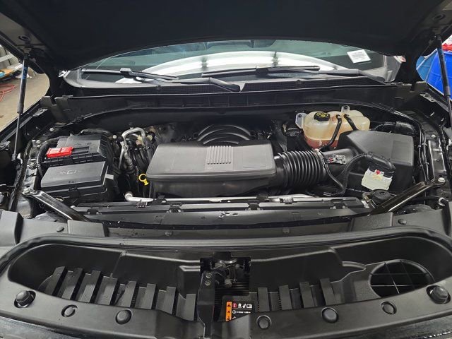 Used 2023 GMC Yukon SLT w/ SLT Premium Package image 31