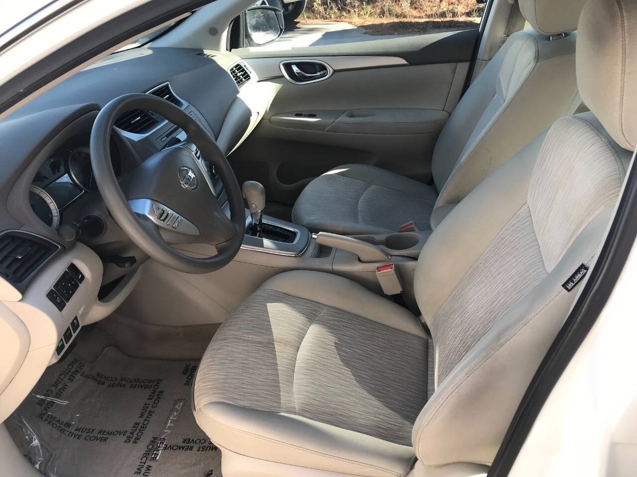 Used 2019 Nissan Sentra S w/ Appearance Package FWD image 6