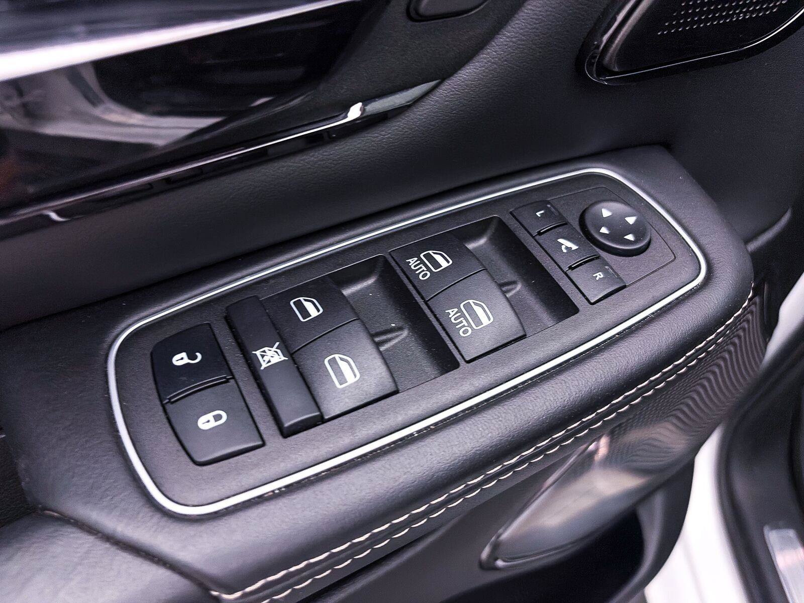 Used 2023 RAM 1500 Limited AWD/4WD image 18