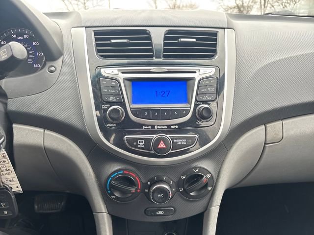 Used 2012 Hyundai Accent SE image 13