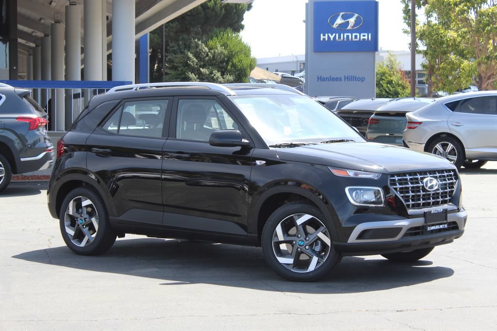 New 2026 Hyundai Venue SEL FWD image 1