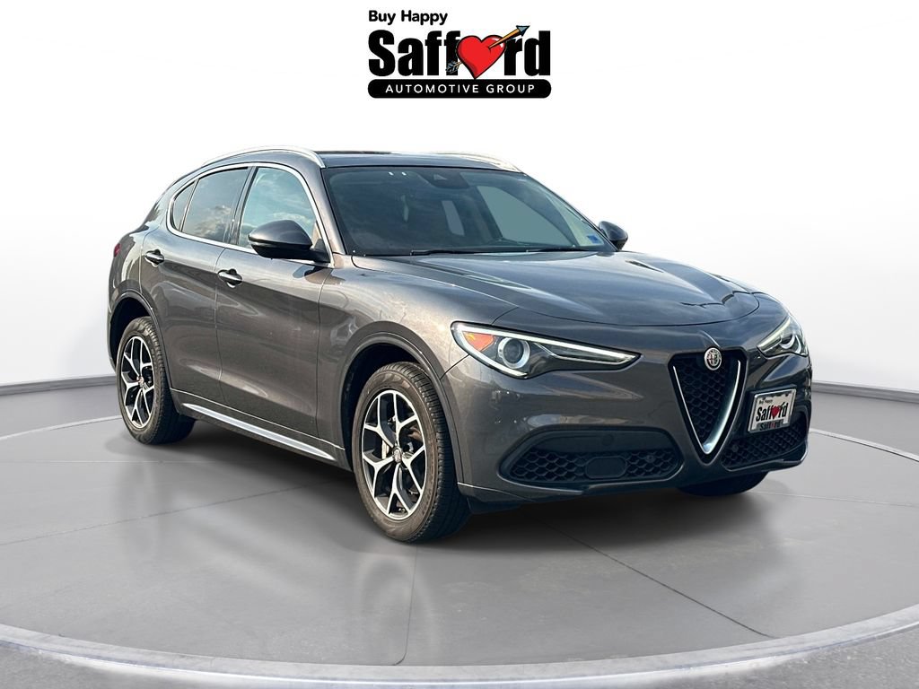 Used 2021 Alfa Romeo Stelvio Ti w/ Nero Edizione AWD/4WD image 10