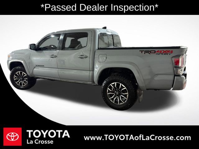 Used 2020 Toyota Tacoma TRD Sport image 2